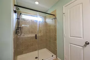 7002 Edwanna Ln, Spring, TX 77389 - Photo 12