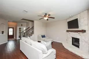 7002 Edwanna Ln, Spring, TX 77389 - Photo 6