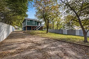 910 Rosewick St, Houston, TX 77015 - Photo 12