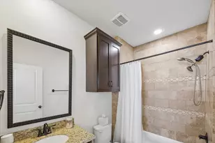 708 Asbury St, Houston, TX 77007 - Photo 36