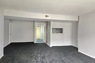 8421 Hearth Dr, Houston, TX 77054 - Photo 4