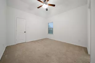 19 Brittany Rose Pl, The Woodlands, TX 77375 - Photo 36