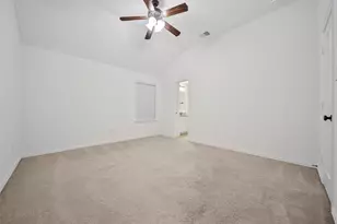 19 Brittany Rose Pl, The Woodlands, TX 77375 - Photo 32