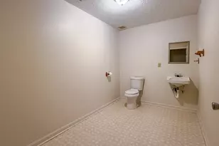 26605 E River Rd, Splendora, TX 77372 - Photo 20