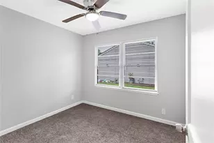 1104 Southampton St, Angleton, TX 77515 - Photo 20