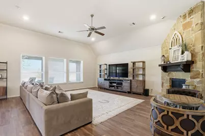 4115 Broadmoor Drive, Mont Belvieu, TX 77523 - Photo 8