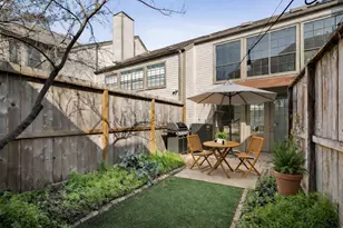 254 E 5th St, Houston, TX 77007 - Photo 2