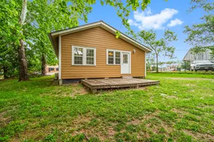 311 W Mill St, Livingston, TX 77351 - Photo 16