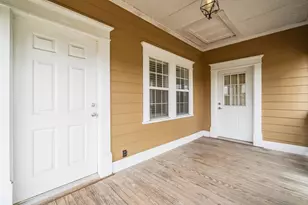 311 W Mill St, Livingston, TX 77351 - Photo 2