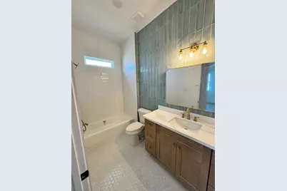 13014 Buccaneer Parkway, Freeport, TX 77541 - Photo 12