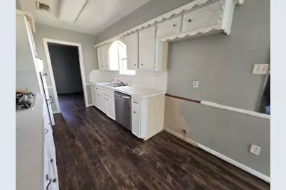 1307 Cactus Street, Baytown, TX 77521 - Photo 12
