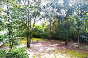 214 Wooded Oak Ct, Willis, TX 77378 - Photo 1