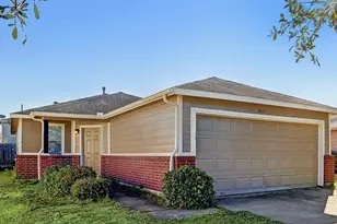 19023 Yaupon Pass Dr, Cypress, TX 77433 - Photo 2