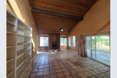 10410 Tennis Court, Houston, TX 77099 - Photo 10