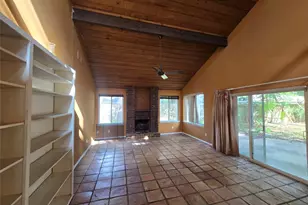 10410 Tennis Ct, Houston, TX 77099 - Photo 10