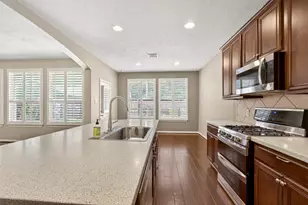 154 W Burberry Cir, The Woodlands, TX 77384 - Photo 16