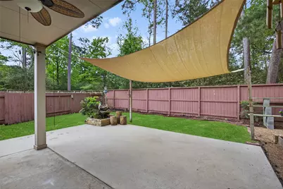 154 W Burberry Circle, The Woodlands, TX 77384 - Photo 32