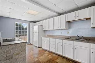 103 Emile St, Brenham, TX 77833 - Photo 8