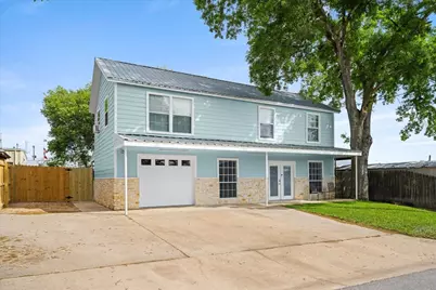 103 Emile Street, Brenham, TX 77833 - Photo 2