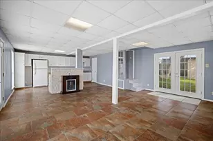 103 Emile St, Brenham, TX 77833 - Photo 6