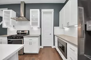 1411 Boswell St, Houston, TX 77009 - Photo 2