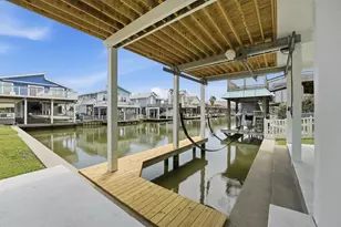 22101 Pecos Dr, Galveston, TX 77554 - Photo 4
