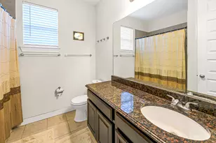 2003 Highland Meadows Dr, Pearland, TX 77089 - Photo 12