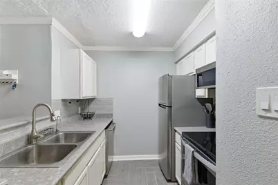 12550 Whittington Drive #303, Houston, TX 77077 - Photo 14