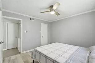 12550 Whittington Dr, Houston, TX 77077 - Photo 18