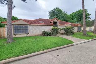 12800 Briar Forest Dr, Houston, TX 77077 - Photo 2