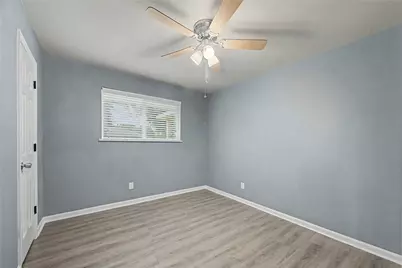 6343 Maple Hill Drive, Houston, TX 77088 - Photo 18