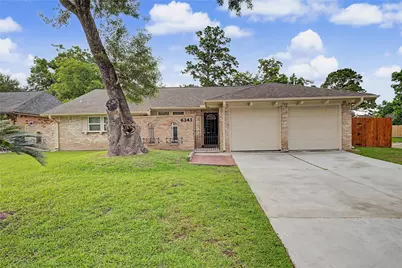 6343 Maple Hill Drive, Houston, TX 77088 - Photo 1