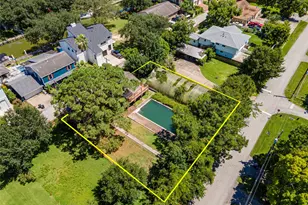 631 E Shore Dr, Clear Lake Shores, TX 77565 - Photo 4