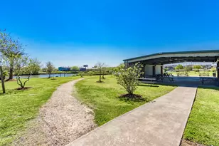 631 E Shore Dr, Clear Lake Shores, TX 77565 - Photo 34