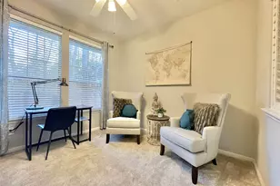 46 Flickering Sun Ct, The Woodlands, TX 77382 - Photo 8