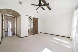 1108 W 15th 1/2 St, Houston, TX 77008 - Photo 4