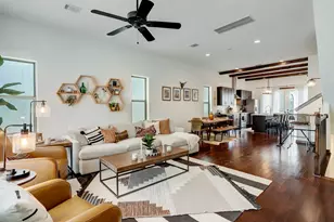 1108 W 15th 1/2 St, Houston, TX 77008 - Photo 12
