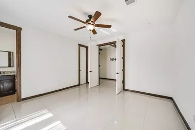 1108 W 15th 1/2 Street, Houston, TX 77008 - Photo 8