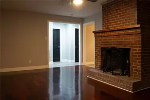 2921 Oak Dr, Dickinson, TX 77539 - Photo 6