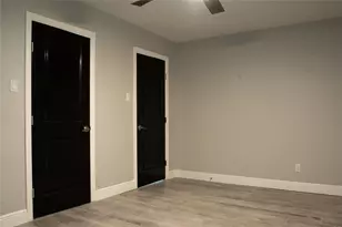 2921 Oak Dr, Dickinson, TX 77539 - Photo 14