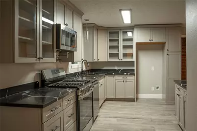 2921 Oak Drive, Dickinson, TX 77539 - Photo 10