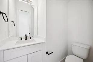 8103 Calhoun Rd, Houston, TX 77033 - Photo 24