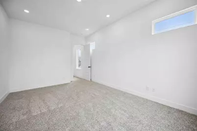 8103 Calhoun Road, Houston, TX 77033 - Photo 8