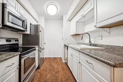 1880 White Oak Drive #134, Houston, TX 77009 - Photo 4