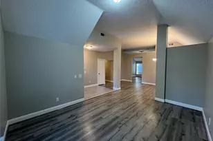 187 Sandpebble Dr, The Woodlands, TX 77381 - Photo 6