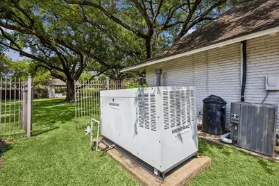 5524 Sturbridge Drive, Houston, TX 77056 - Photo 42