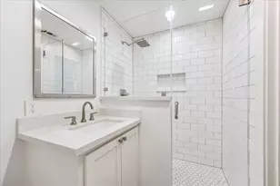 5524 Sturbridge Dr, Houston, TX 77056 - Photo 24