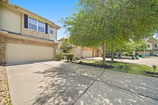 6415 Densberry Ln, Katy, TX 77494 - Photo 4