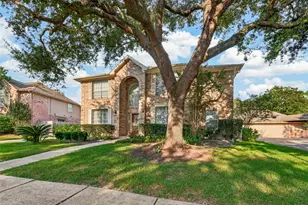 3810 Canary Grass Ln, Houston, TX 77059 - Photo 4