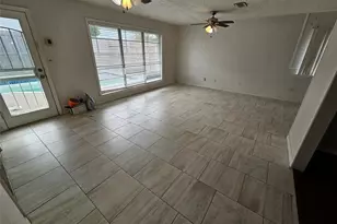 5526 Whispering Creek Way, Houston, TX 77017 - Photo 4